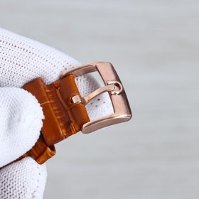 Серия Omega Seamaster 36 мм Часовая коробка имеет естественные и 
