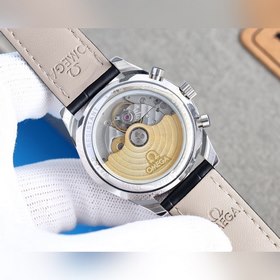Официальный сайт Omega  С оригинальным импортным механизмом 910