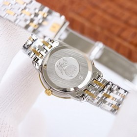 Женские часы Omega Butterfly Размер циферблата 27,4 мм  Оснащен