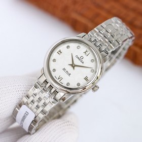 Часы Omega De Ville Lady с циферблатом диаметром 27,4 мм.  Оснащ
