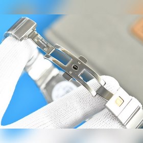 Серия Omega Constellation, 27 мм Оснащен оригинальным механизмом 