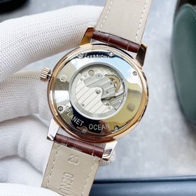 Мужские часы Omega с большим балансовым колесом и фазой Луны Маст