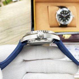 Омега - Серия для дайвинга Seamaster 600 метров, четыре стрелки, 