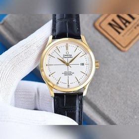 Механический часы года от Omega Над дизайном командой работали 13