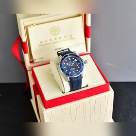 Ω OMEGA SEAMASTER (50-летняя серия) 300 м Коаксиальный · Совершен