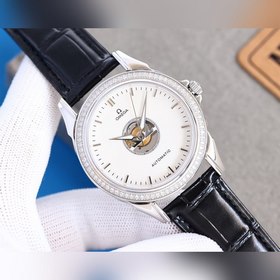 Новая модель Omega De Ville с ажурным циферблатом Изысканное соче