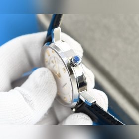 Omega, усовершенствованная версия автоматического наручного часов