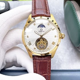Мужские часы Omega с большим балансовым колесом и фазой Луны Маст