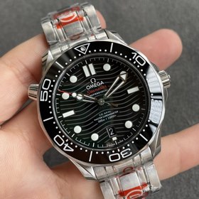 Часы Omega Seamaster 300M ( ) изготовлены из импортной стали 316L
