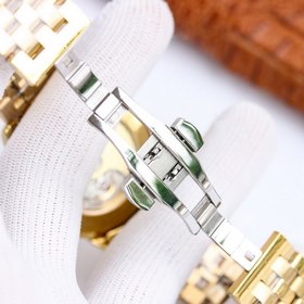 Часы Omega De Ville Элегантный тонкий корпус в сочетании с лакони
