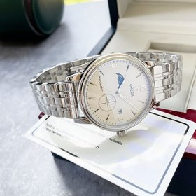 Мужские часы Omega с большим балансовым колесом и фазой Луны Маст