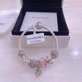 Браслет Pandora. Браслет Pandora. . Каждый аксессуар браслета Pan