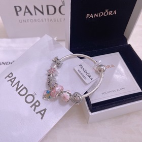 Браслет Pandora. Браслет Pandora. . Каждый аксессуар браслета Pan