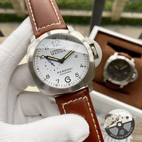 Panerai — эксклюзивные мужские часы с классическим дизайном с дву