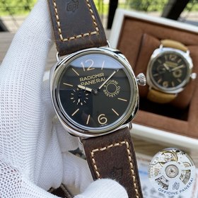 Panerai Сэндвич-конструкция, маслом выделанная телячья кожа Модел