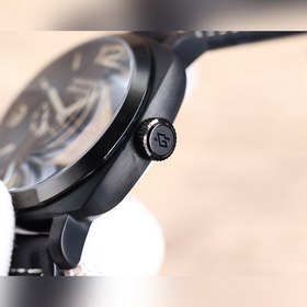 Panerai – официальный часовой бренд Королевского ВМФ Италии Извес
