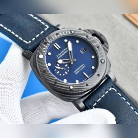 Panerai SUBMERSIBLE BMG-TECH — 47-миллиметровые часы из серии Sub