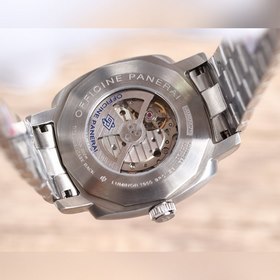 Panerai – официальный часовой бренд Королевского ВМФ Италии Извес