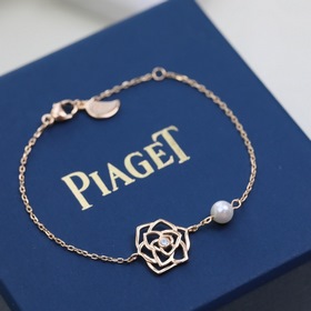 Браслет Possession Camellia от Piaget Браслет с ажурным дизайном