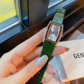 Женские часы Piaget Limelight Плавные линии дизайна не только выг