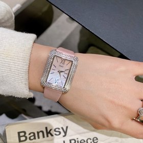 PlAGET-Piaget Limelight Barrel-shaped Размеры： 26,8 x 36,6 мм. Ко