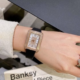 PlAGET-Piaget Limelight Barrel-shaped Размеры： 26,8 x 36,6 мм. Ко