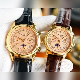 Часы для пар с вечным календарем от Piaget Детали： 1. Оснащен ори