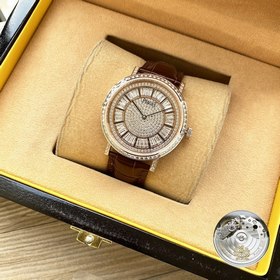 Часы Piaget GOA37128 Вдохновлены морским стилем и роскошным дизай