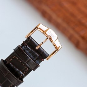 Новейшая модель суперчасов от Piaget 1 Ультратонкий корпус, диаме