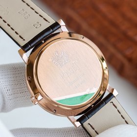 Новейшая модель суперчасов от Piaget 1 Ультратонкий корпус, диаме