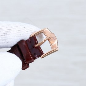 Женские часы Piaget с уникальным циферблатом в форме бабочки раку