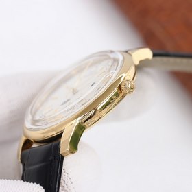Классическая ультратонкая серия Altiplano от Piaget Часы оснащены
