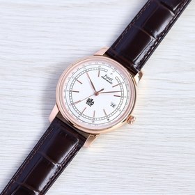 Классическая ультратонкая серия Altiplano от Piaget Часы оснащены