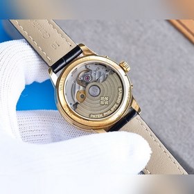 Patek Philippe Многофункциональные часы с вечным календарем Кома