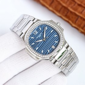 Patek Philippe Sportive et élégante Montre pour femme Nautilus PP