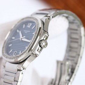 Patek Philippe Sportive et élégante Montre pour femme Nautilus PP
