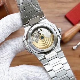 PATEK PHILIPPE Пэтек Филлипп Серия с цветными бриллиантами Самый 