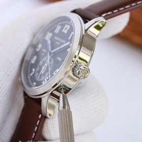 Двойной часовой пояс Patek Philippe ref.5524 Серия часов Calatrav