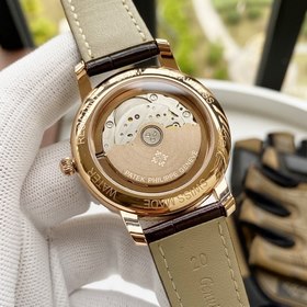 Patek Philippe AQUANAUT серия наручных часов, диаметр 42 мм Класс