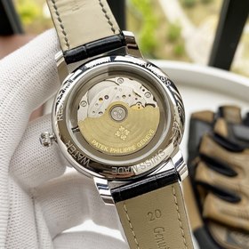 Patek Philippe AQUANAUT серия наручных часов, диаметр 42 мм Класс