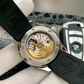 Часы Patek Philippe AQUANAUT серии «Гранаты» Диаметр 40,8 мм Пред