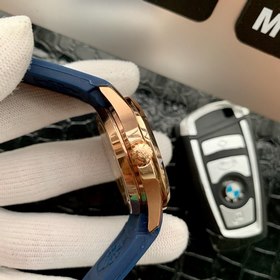 Часы Patek Philippe AQUANAUT серии «Гранаты» Диаметр 40,8 мм Пред