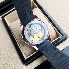 Часы Patek Philippe AQUANAUT серии 5167A После успешного выпуска 