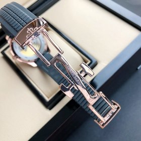 Часы Patek Philippe AQUANAUT серии 5167A После успешного выпуска 