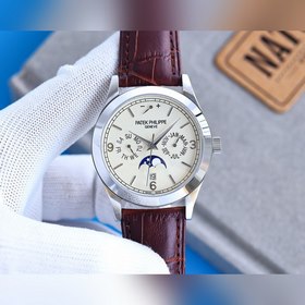 Команда часовщиков Patek Philippe впервые создала мужской часы с