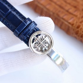Часы Patek Philippe 5320G-001 суперсложными функциями. Диаметр 40