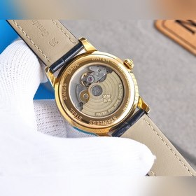 Patek Philippe, серия «Блестящее небо»  Новейший материал стекл