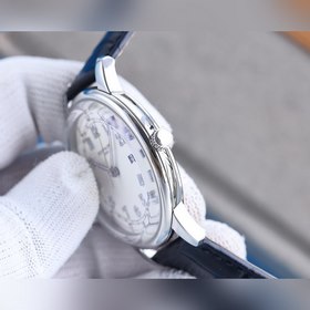 , классическая модель от PATEK PHILIPPE. Стекло в форме крышки ка