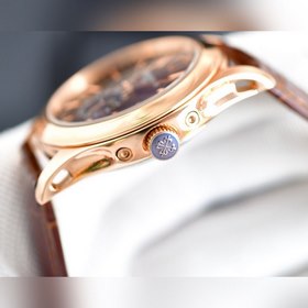 Patek Philippe представляет часы сложными функциями 5205G. Размер