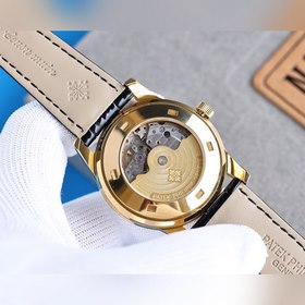 Patek Philippe PATEK PHILIPPE Классическая лаконичность Необходим